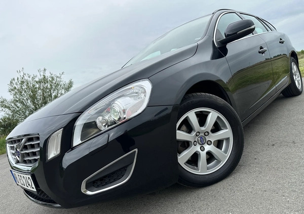 Volvo V60 cena 39800 przebieg: 149000, rok produkcji 2013 z Inowrocław małe 562